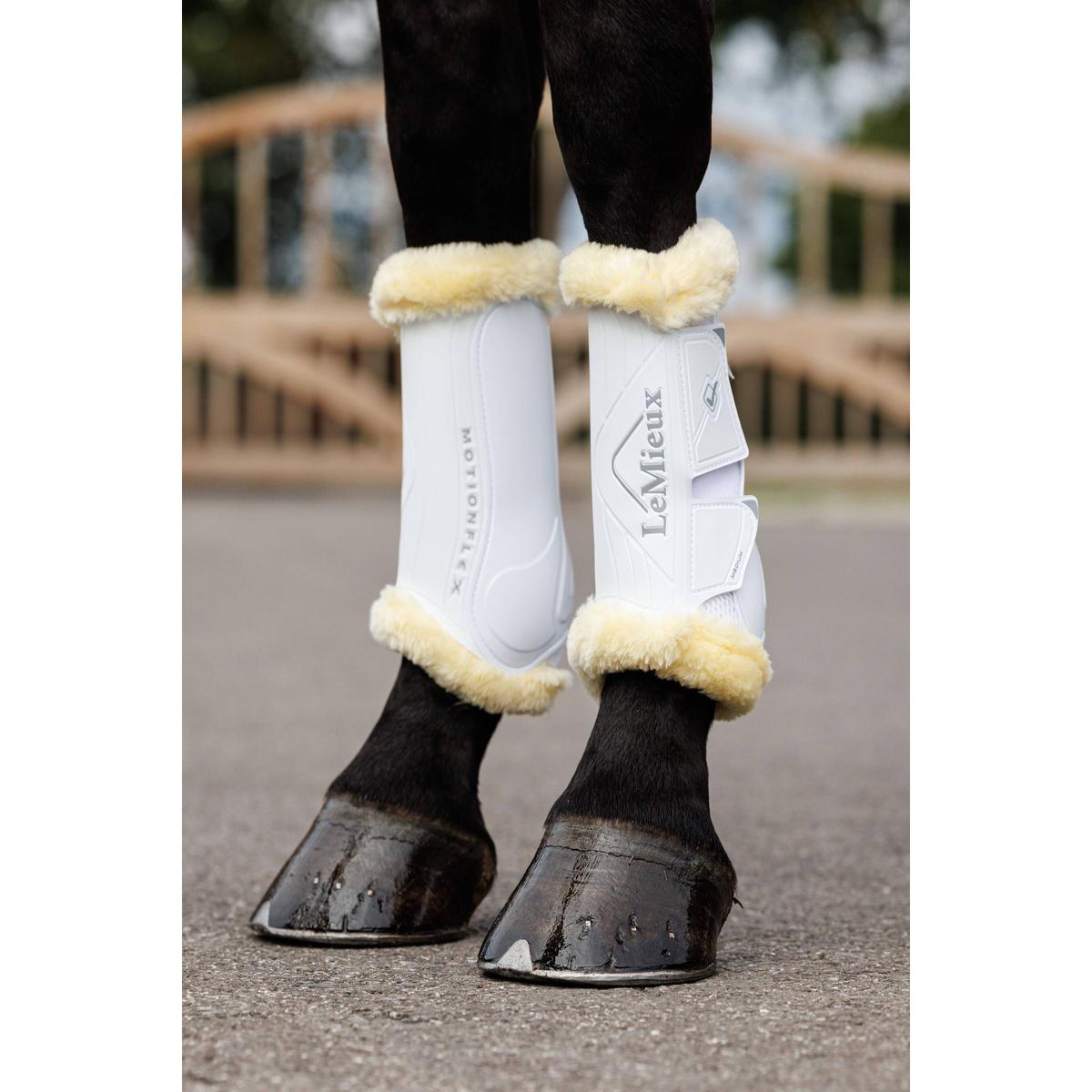 product/l/e/lemieux_it04776004_white-natural_4.jpg