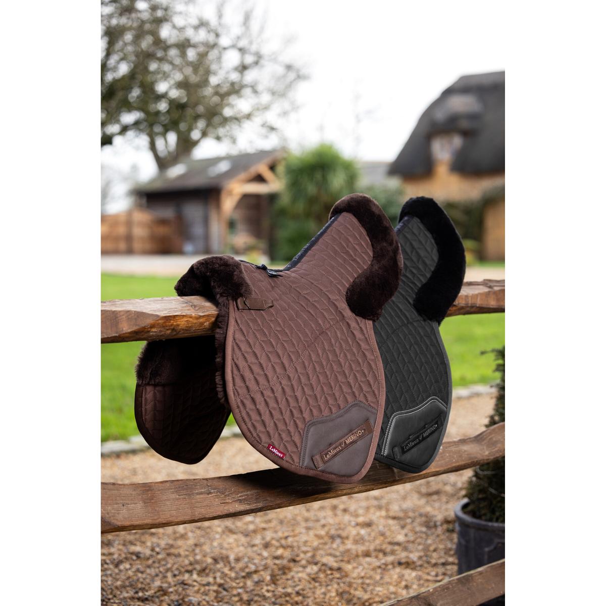 product/l/e/lemieux_it04889004_black_2.jpg