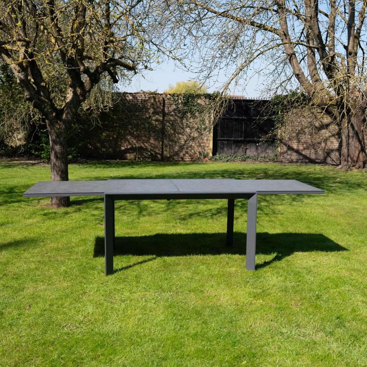 product/w/i/wilsa-garden_600801_gris_3.jpg