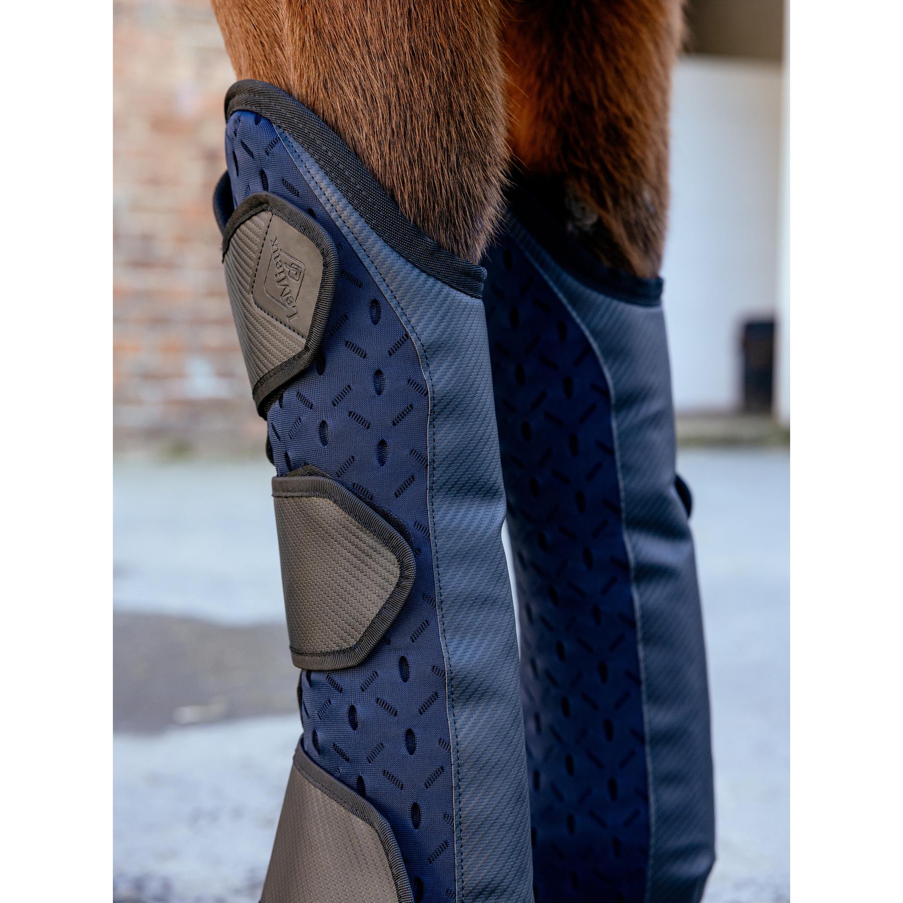 product/l/e/lemieux_it05032007_navy_3.jpg