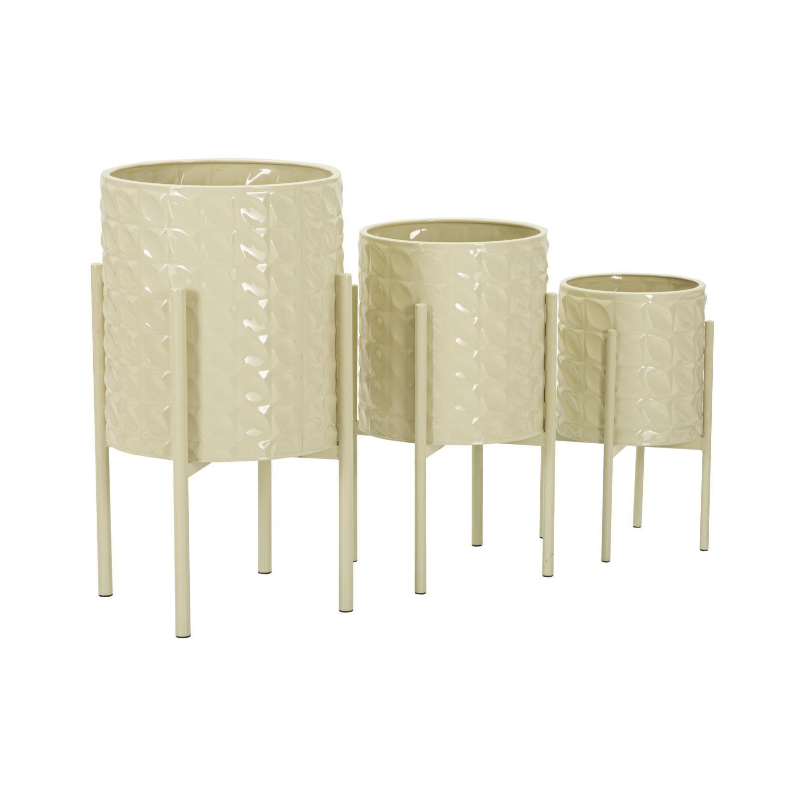 product/m/a/mauro-ferretti_1428460000_cream_3.jpg