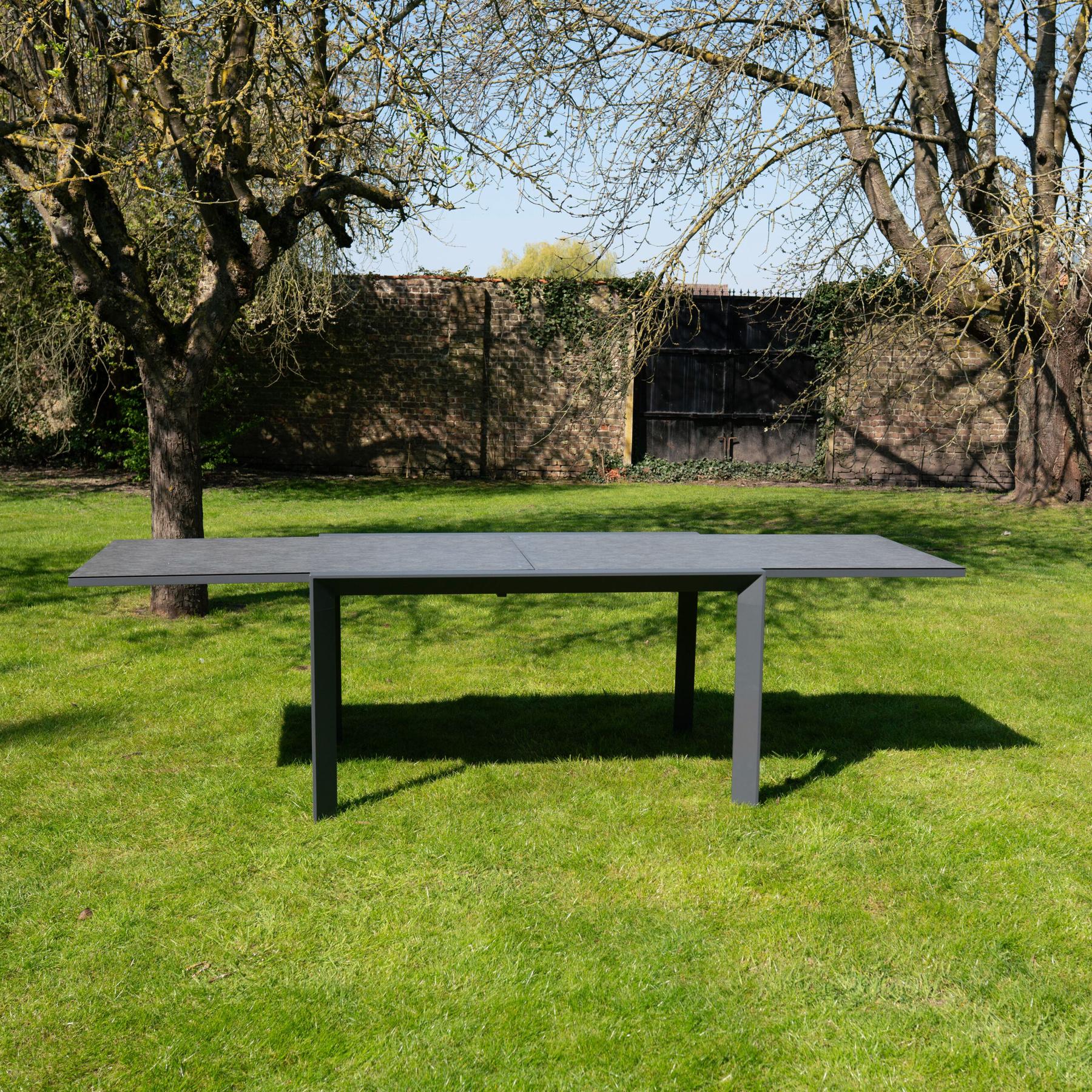 product/w/i/wilsa-garden_600801_gris_3.jpg