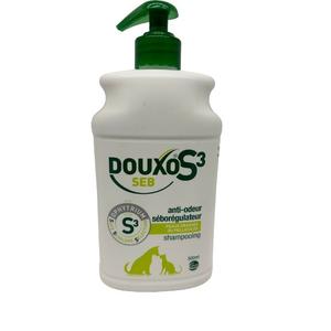 8131575-shampoing-pour-chien-et-chat-ceva-douxo-s3-seborrhee-blanc-500-ml