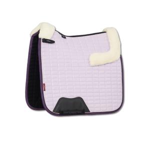 it08170005-tapis-de-dressage-pour-cheval-lemieux-merino-plus-suede-square-lilac